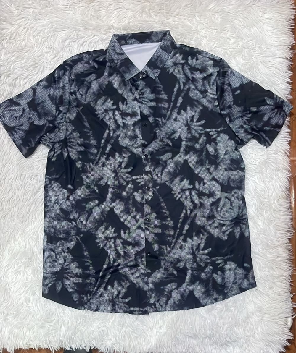 CAMISA-xxl- negra estampada MANGA corta
