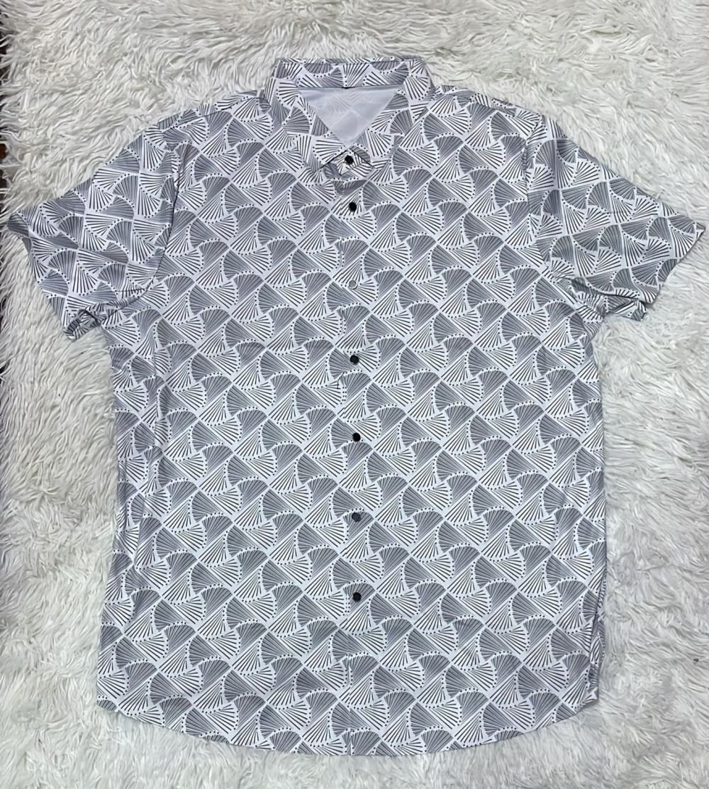 CAMISA-xxl- gris estampada MANGA corta