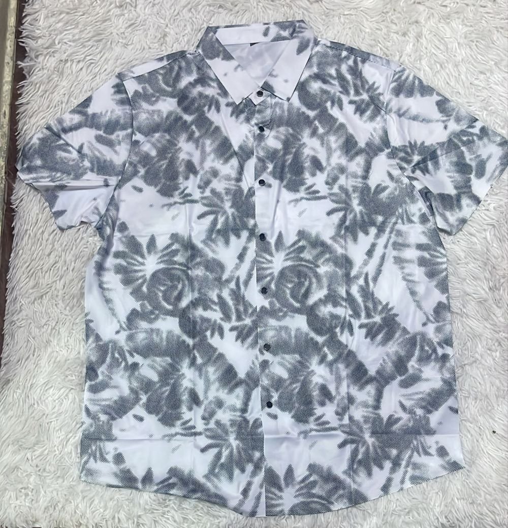 CAMISA-xxl- blanco estampada MANGA corta