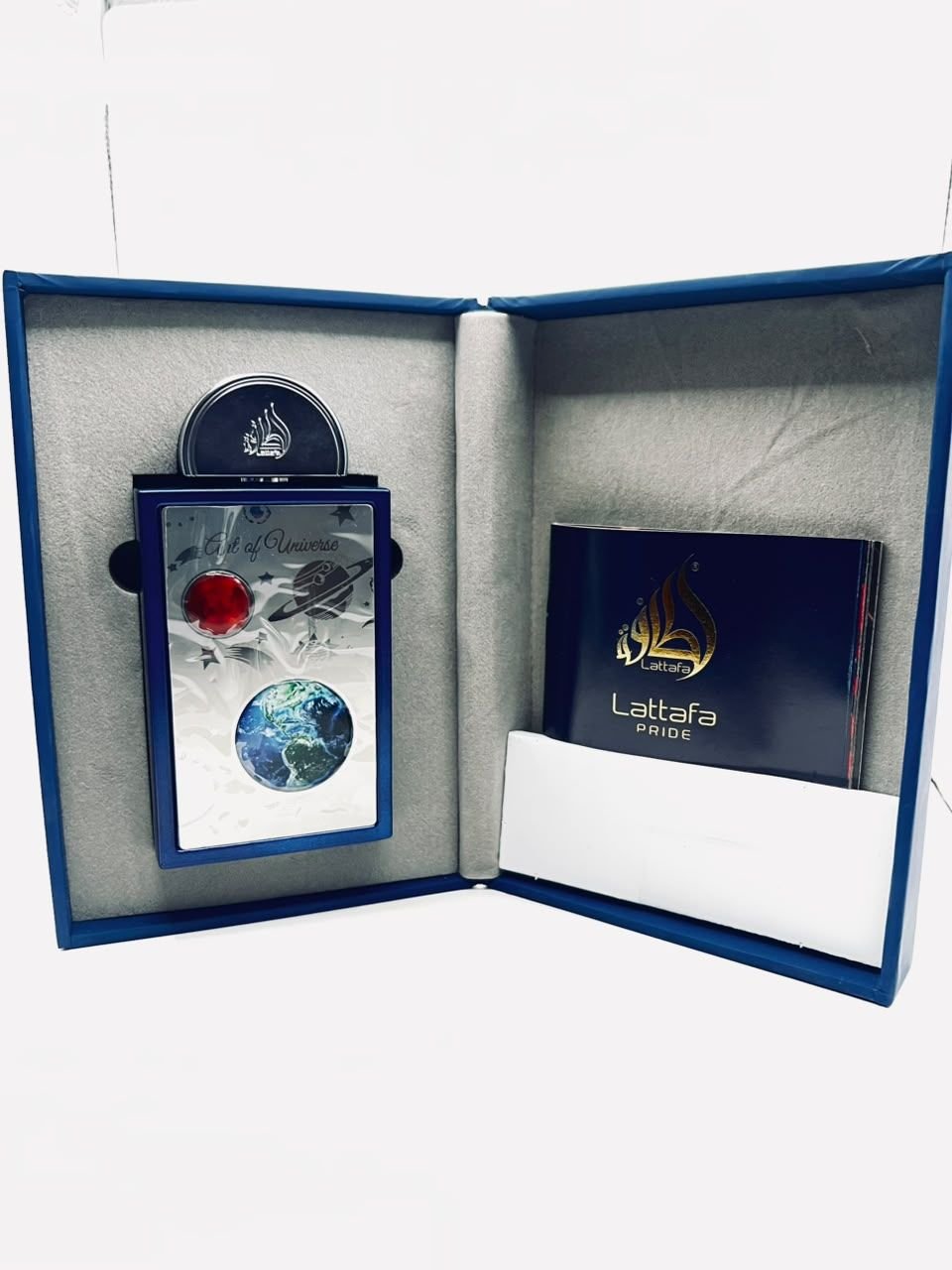 ART OF UNIVERSE DE CAJA LIBRO